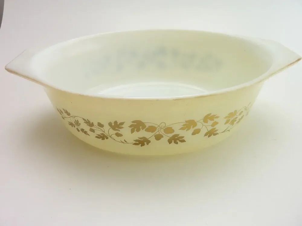 Vintage Pyrex Butterfly Gold Mixing Bowls Casserole White Mustard Floral 70s